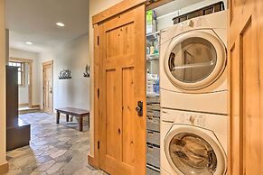 Quiet Fraser Family Escape: Hot Tub & Front Porch!