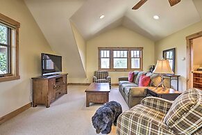 Quiet Fraser Family Escape: Hot Tub & Front Porch!