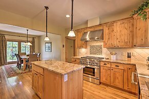 Quiet Fraser Family Escape: Hot Tub & Front Porch!