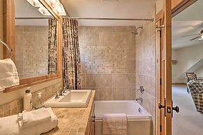 Quiet Fraser Family Escape: Hot Tub & Front Porch!