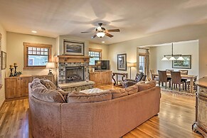 Quiet Fraser Family Escape: Hot Tub & Front Porch!