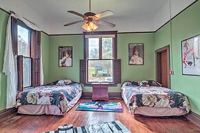 Pet-friendly Shreveport Home ~ 1 Mile to Downtown!