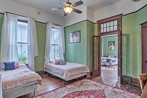 Pet-friendly Shreveport Home ~ 1 Mile to Downtown!