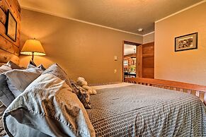 Gold Beach Apartment w/ Activities - 2 Mi to Ocean