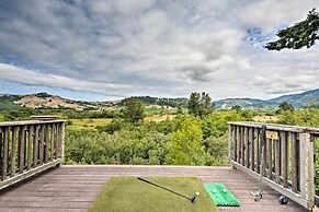 Gold Beach Apartment w/ Activities - 2 Mi to Ocean