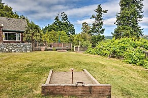 Gold Beach Apartment w/ Activities - 2 Mi to Ocean