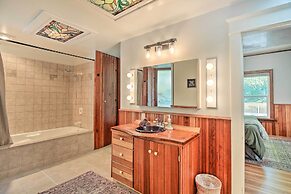 Cozy 'black Bear Retreat' by Mount Rainier!