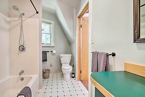 Cozy 'black Bear Retreat' by Mount Rainier!