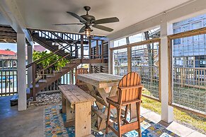 Vibrant Jamaica Beach Treasure w/ Deck & Dock