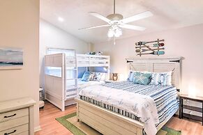 Jamaica Beach Waterfront Getaway: Kayaks & Dock!