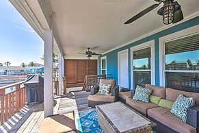 Jamaica Beach Waterfront Getaway: Kayaks & Dock!