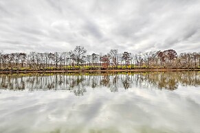 Riverfront Zanesville Getaway w/ Private Bar!