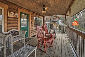 'bear Den' Cabin W/hot Tub: 4Mi to Nantahala River