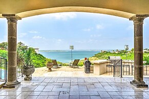 Luxury Del Rio Home w/ Pool & Lake Views!