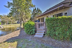 Palmetto Dunes Villa w/ Deck & Lagoon Views!