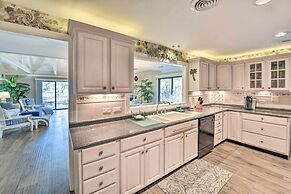 Palmetto Dunes Villa w/ Deck & Lagoon Views!