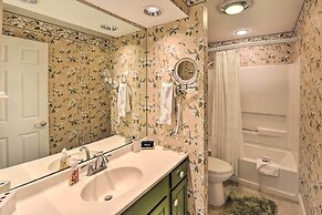 Palmetto Dunes Villa w/ Deck & Lagoon Views!