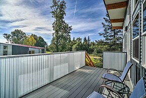 Secluded Getaway w/ Deck, Steps to Fritz Creek!