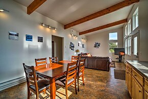 Secluded Getaway w/ Deck, Steps to Fritz Creek!