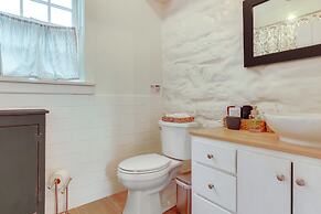 Historical Thurmont Escape w/ Furnished Deck!