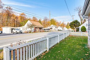 Historical Thurmont Escape w/ Furnished Deck!