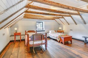 Historical Thurmont Escape w/ Furnished Deck!