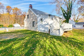 Historical Thurmont Escape w/ Furnished Deck!