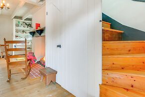 Historical Thurmont Escape w/ Furnished Deck!