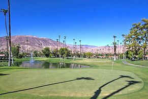 Rancho Mirage Condo on Fairway w/ Resort Amenities