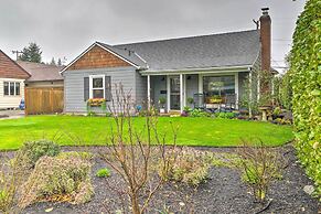 Chic Vancouver Cottage: 1 Mile to Main Street