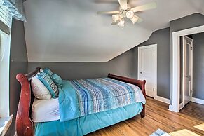 Hot Springs Home: Walk to Oaklawn!