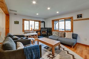 Hilltop Walton Getaway With Picturesque Views!