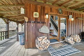 Hilltop Walton Getaway With Picturesque Views!