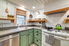 Hilltop Walton Getaway With Picturesque Views!