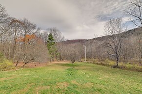 Hilltop Walton Getaway With Picturesque Views!