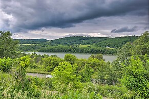 Apartment w/ Shared Deck & View of Cowanesque Lake