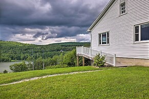 Apartment w/ Shared Deck & View of Cowanesque Lake