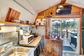 Tiny Cabin w/ Outdoor Dining Area - Near Keystone!
