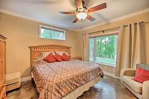 Townville Lakefront Cottage w/ Private Dock!