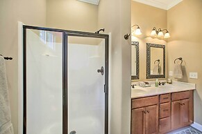 Townville Lakefront Cottage w/ Private Dock!