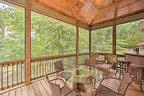 Townville Lakefront Cottage w/ Private Dock!