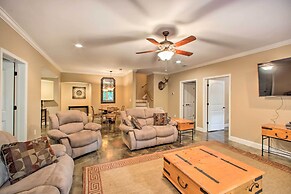 Townville Lakefront Cottage w/ Private Dock!