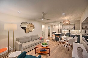 Luxe Naples Escape: Walk to Beach & Downtown!