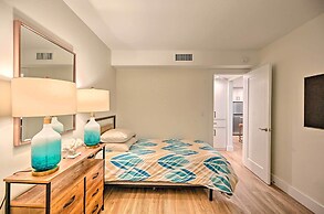 Luxe Naples Escape: Walk to Beach & Downtown!