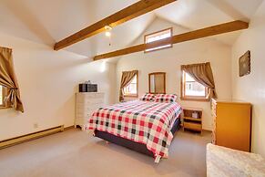 Palmyra Cottage w/ Deck on Whites Pond!