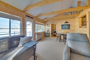 Palmyra Cottage w/ Deck on Whites Pond!