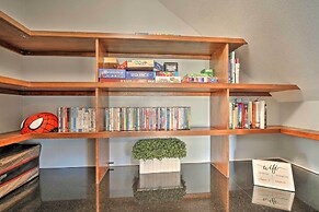 Lake Lovers Oasis: Hot Tub & Mt Rainier View!