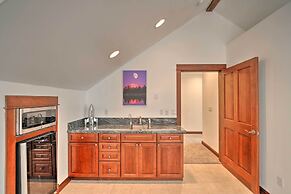 Lake Lovers Oasis: Hot Tub & Mt Rainier View!