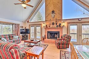 Family-friendly Murphy Cabin w/ Deck & Fire Pit!