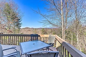 Family-friendly Murphy Cabin w/ Deck & Fire Pit!